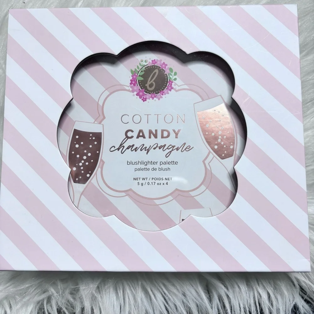 💝NIB Beauty Bakerie Cotton Candy Champagne blush palette💝